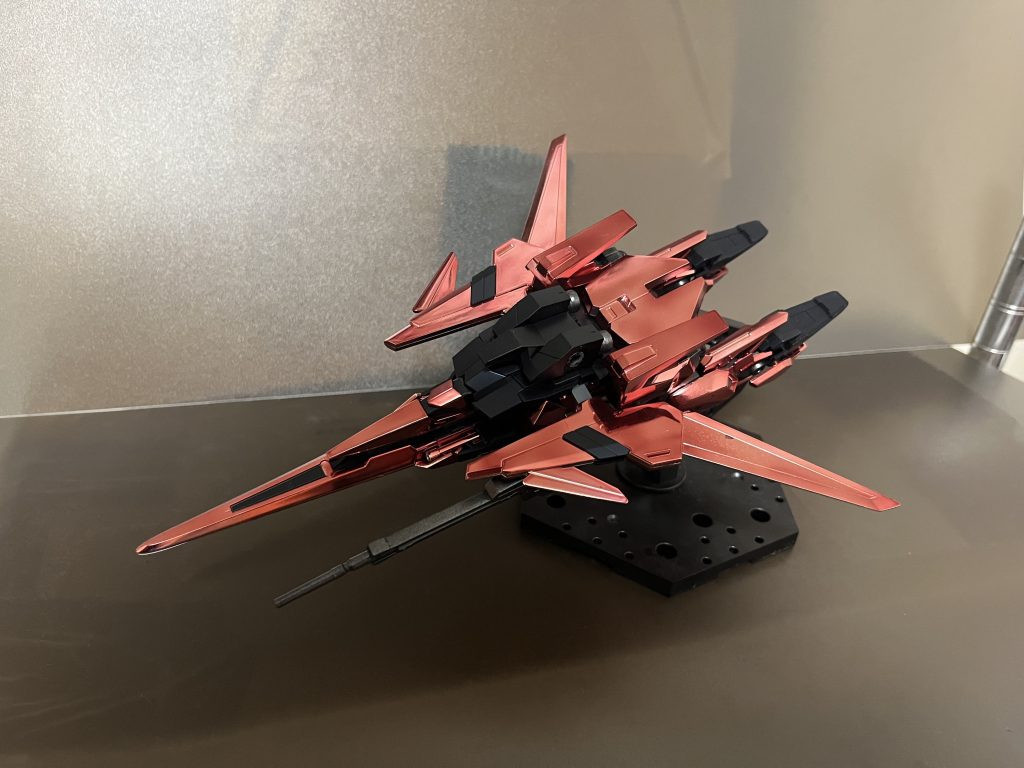 やっぱり弐号機にはデカールが欲しい。塗り分ける技術は、ない。