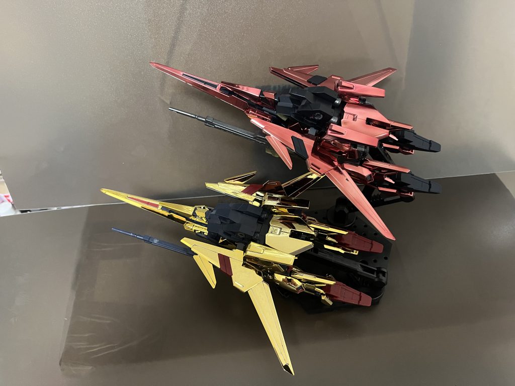 通常のデルタと並べて。