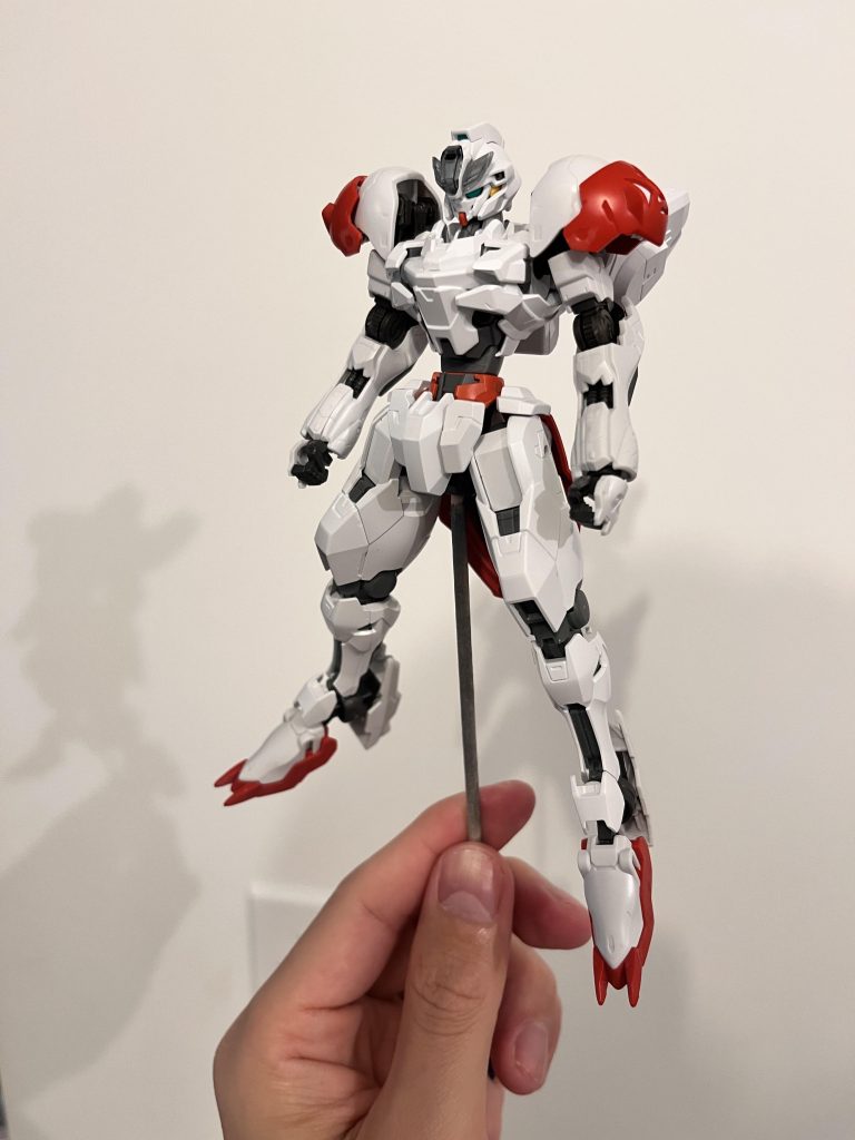 塗装前白でもかっこいいかも、、