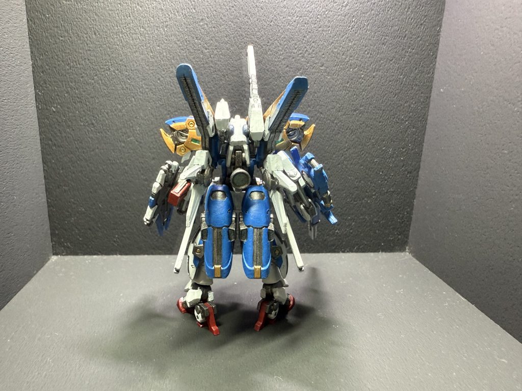 背面。なんか単調だからもうちょっと配色考えればよかった。