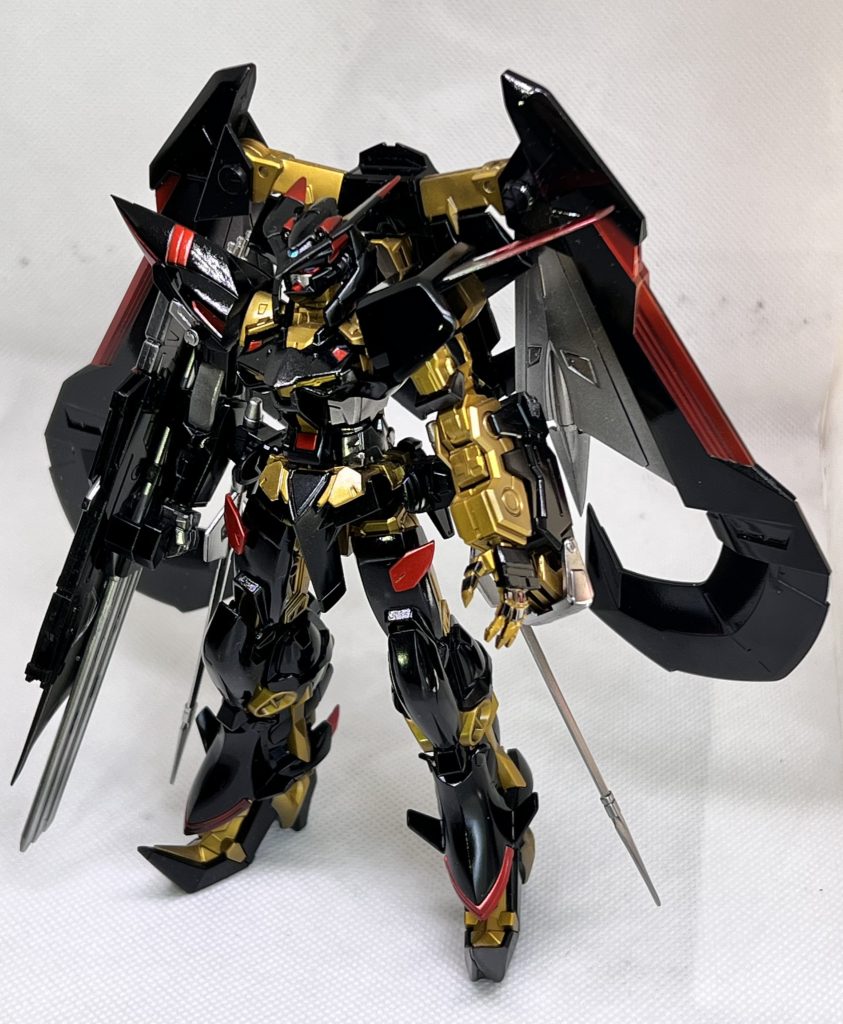 バルカンはメタルパーツを使い、カメラアイはHアイズでクリア化しています。&nbsp;ご覧いただきありがとうございました🙇‍♂️