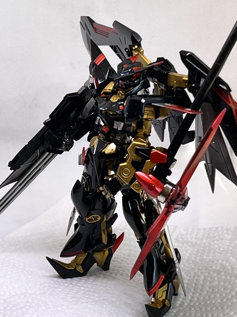 追加武装のオキツノカガミが凄く邪魔になって撮影ブースからはみ出してます😅