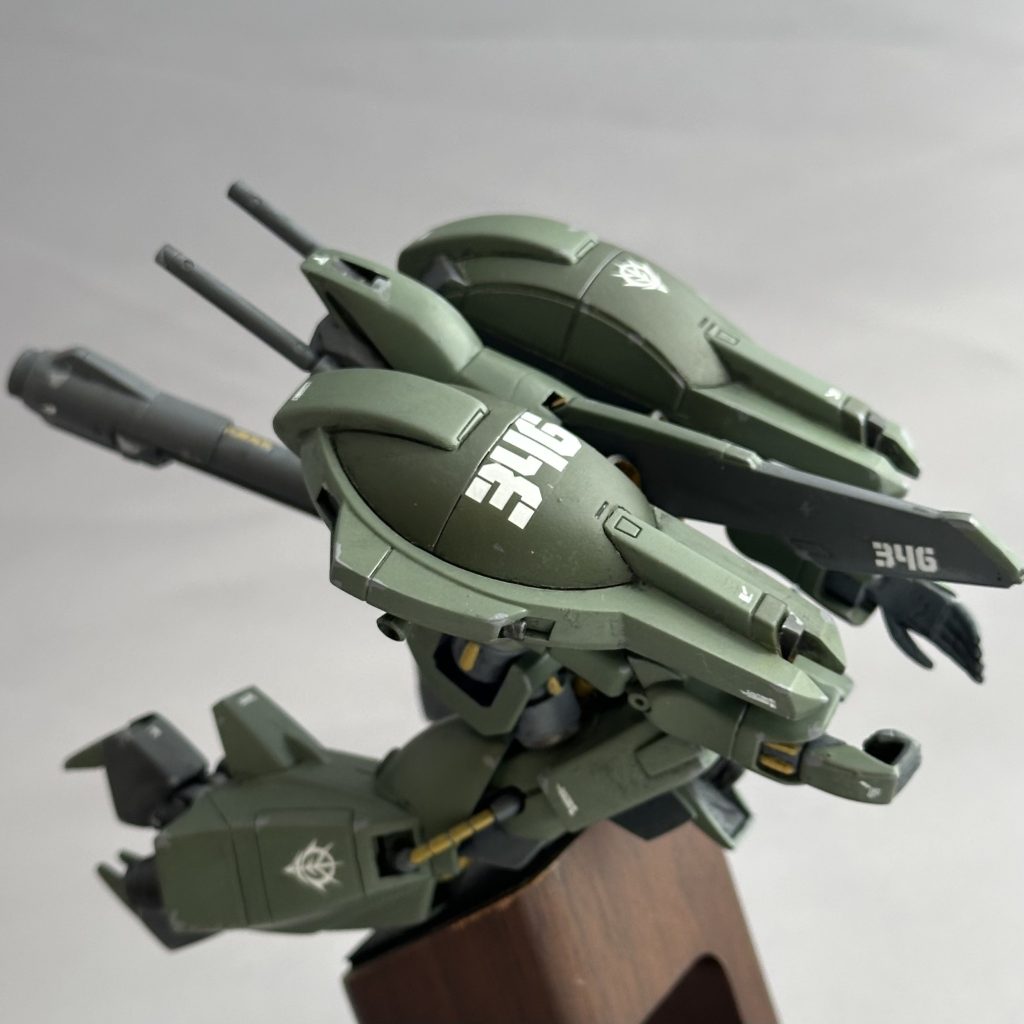 上から見るとカブトガニみたいな感じで可愛いです。