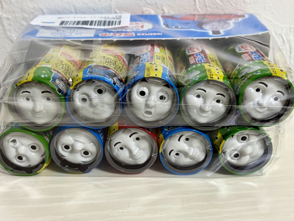 魔改造に大活躍するトーマスラムネが廃盤になるというので、年甲斐もなく大人買いしてしまいました。