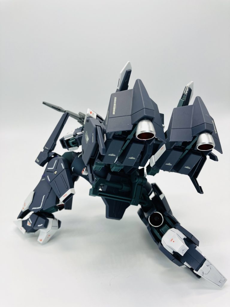 ユニコーンガンダムが飛び抜けて強靭なつくりと言う事なんでしょうか🫨