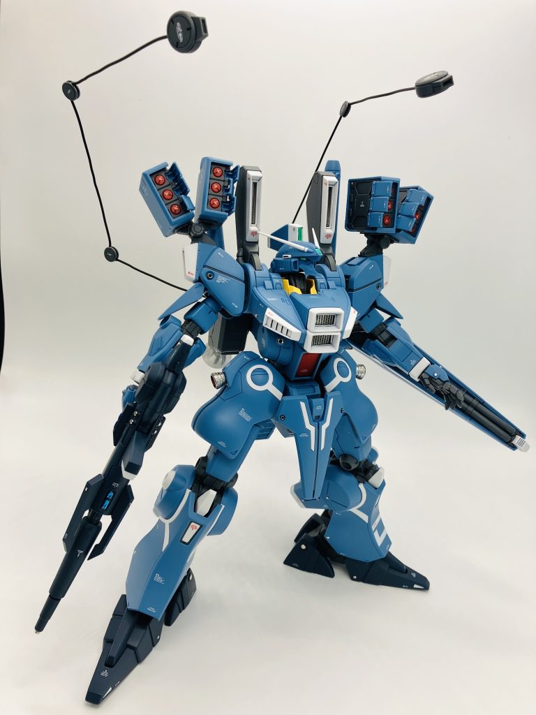 スペリオルガンダムやフルアーマーΖΖガンダムにΖプラス、そしてガンダムMk-Vというゼータガンダムの親戚が集まったような舞台設定のガンダムセンチネル、閃光のハサウェイに続いて映像化を期待してる人は多いんじゃないでしょうか😆 版権問題をクリアして欲しいなぁ😪
