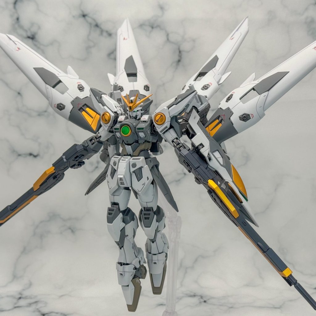 ウイングガンダムゼロ(type Snow White)