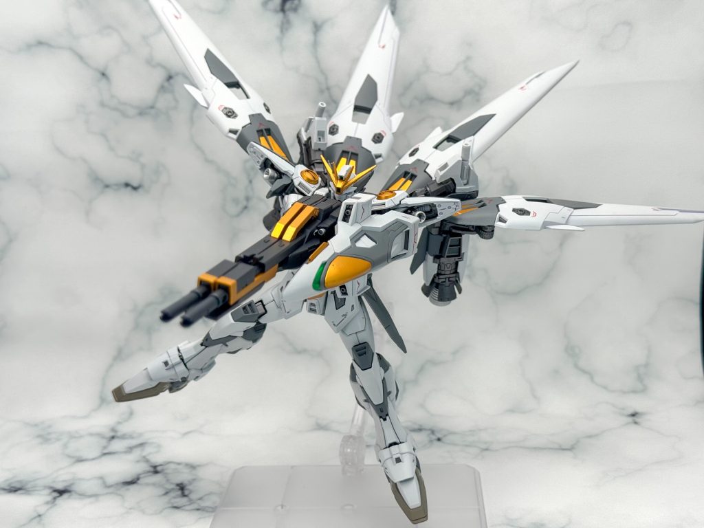 ウイングガンダムゼロ(type Snow White)–3枚目/制作者：Trigger_