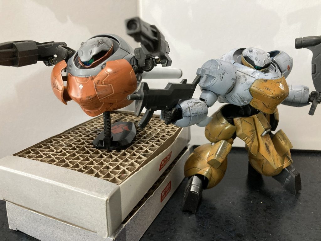 ランドマン・ロディとのツーショット。色味としては今回作ったタドポールのほうが本来の色味に近いかな？ご覧いただきありがとうございました。