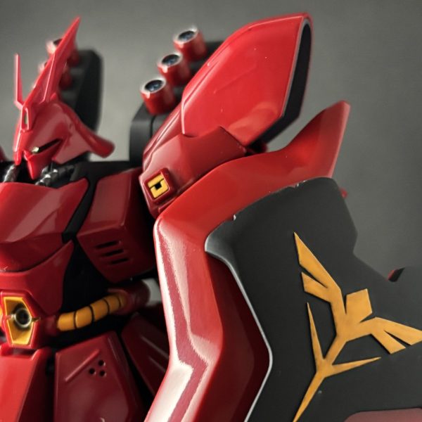 HGUC サザビー　全塗装