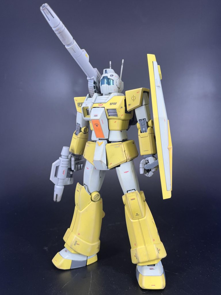 配色はちょっと変わった雰囲気にしたくて、中東の砂漠地域に配備されるならこんな感じかなという事で、米軍系のイエローとガルグレーで全塗装してます。