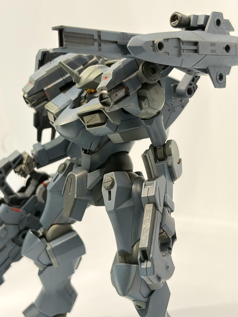 30mmのオプションパーツなど加工して装備させています。