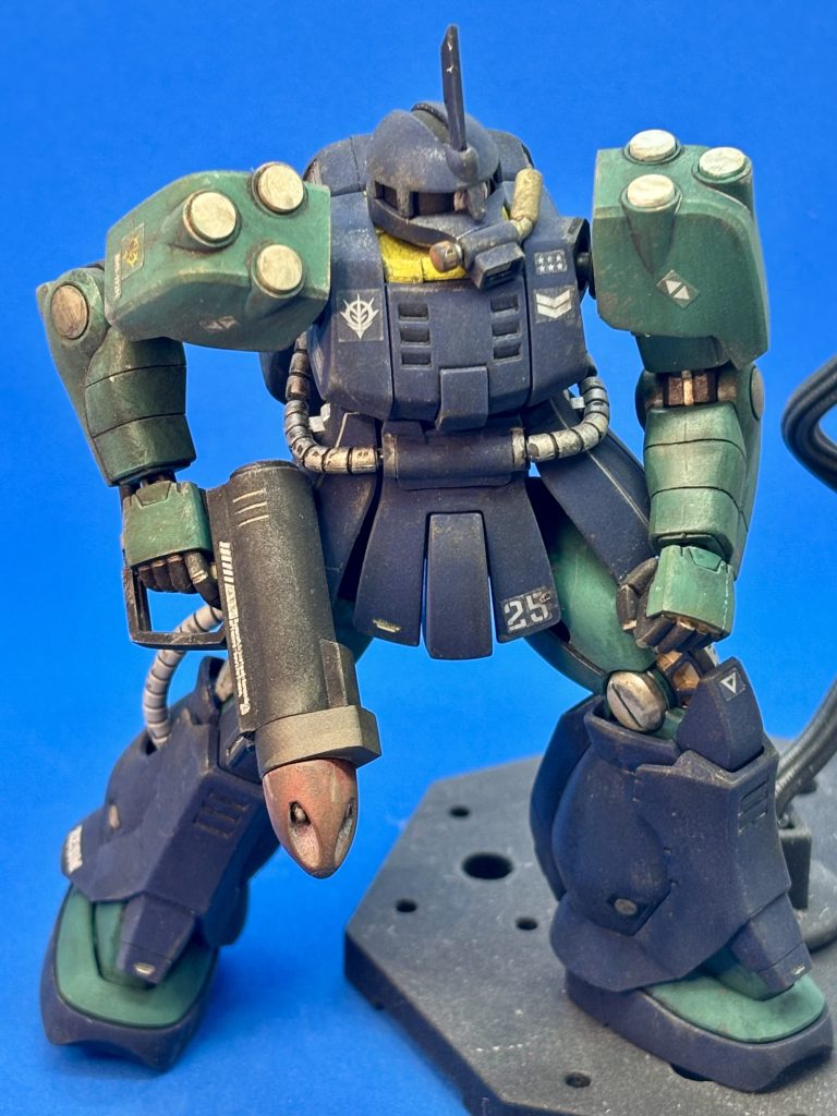 色んなYouTuberさんがレビューされてた、希釈不要の水性塗料を使いました。割と隠蔽力と発色がよく使いやすかったかなー結局汚したので発色は分かりづらいですが笑ご覧いただきありがとうございました😭