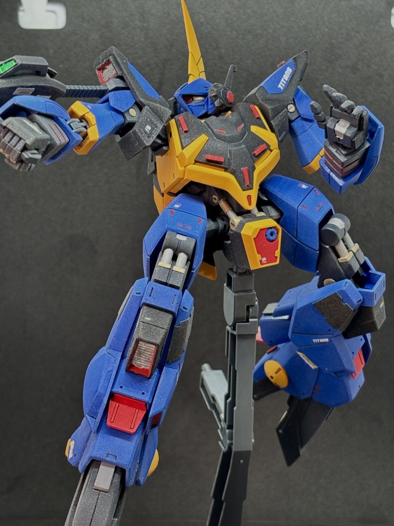 掘り直しとちょっとプラチップ、プラ板貼ってデカールも少なめに。