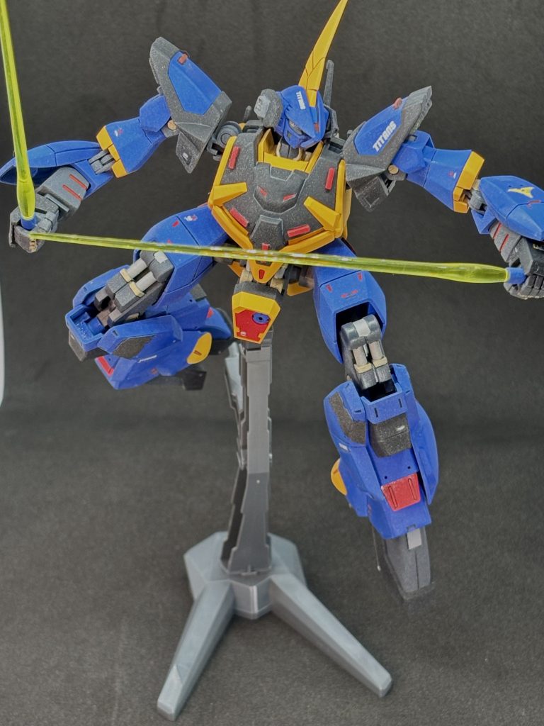 終わりかけでちょっと古いツヤ消しスプレー使ったら白化してしまいました😭