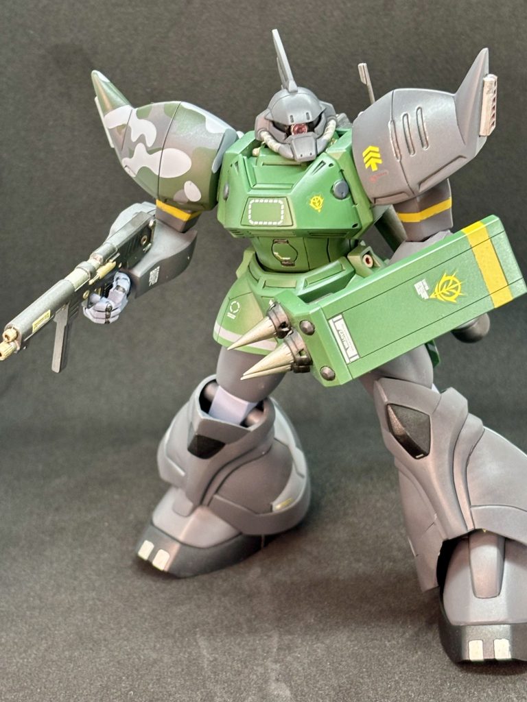 スパイクシールドは市販パーツ使ってトゲトゲに