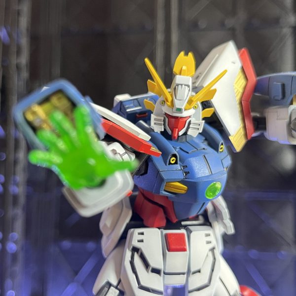 シャイニングガンダム