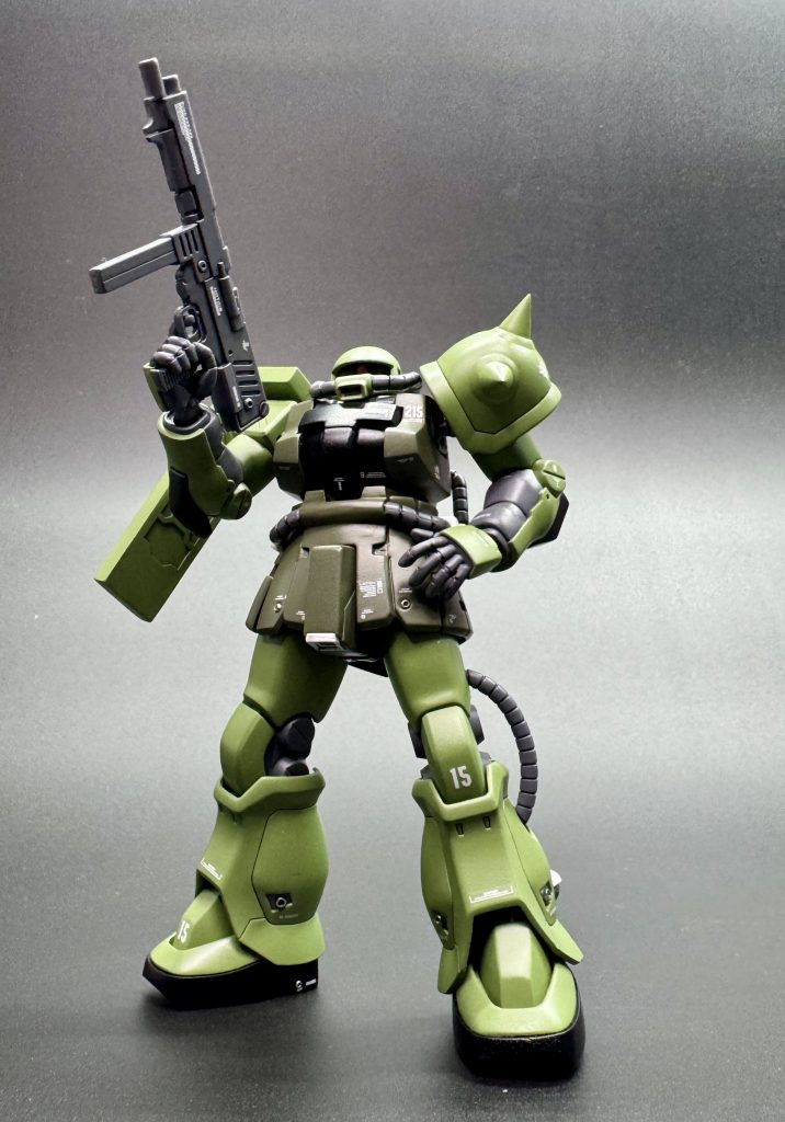 カラーリングも変更して彩度を上げてます。はっきりとした色味でスタイリッシュ感の演出を目指してます。