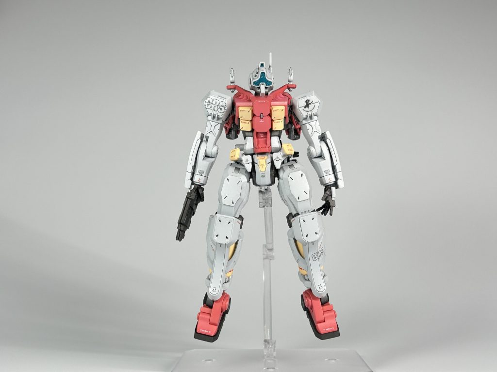 魔女マークをどうするか悩んだが、大量のポメラニアンマークは不要、ってことでキットのシールと今回は手持ちデカール。