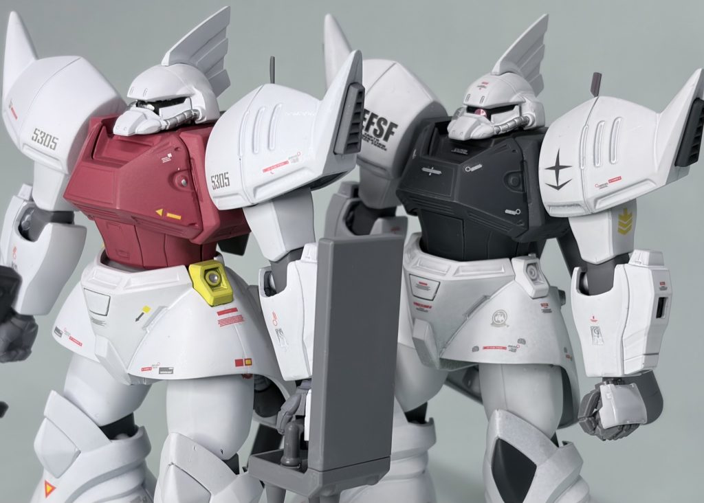 わかりづらいですが同じホワイトでもちゃんと調色しているから微妙に違うんです。微妙すぎて写真ではうまく伝えられない…