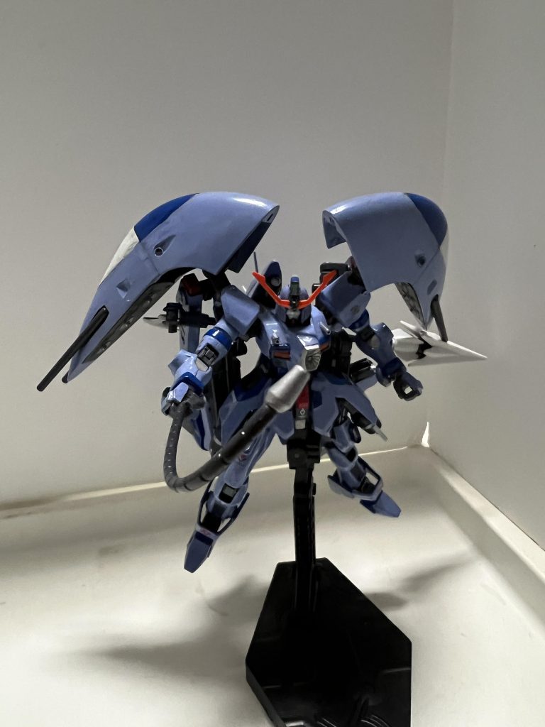 腕はギャンシュトロノームの為、ヒートロッドを装備。