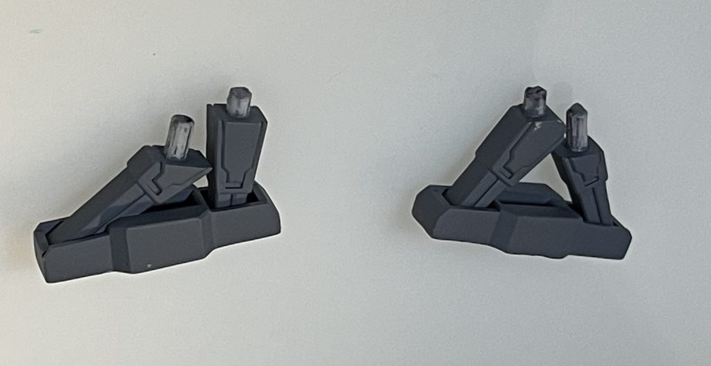 アームは固定ですが、MS形態、MA形態用に角度を変えたものを用意。