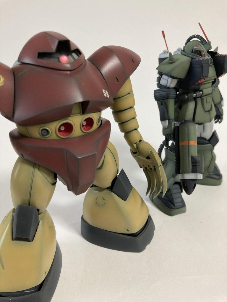 ザクからのデザイン変更が凄い…