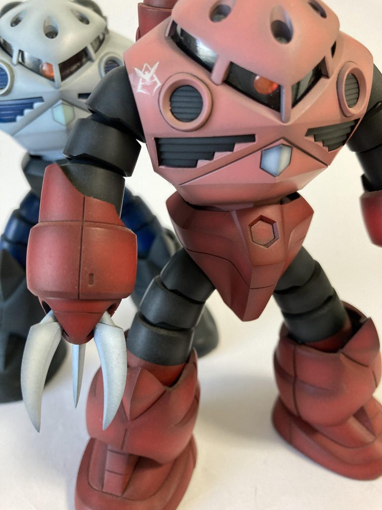 爪はキンキンに研ぎあげました