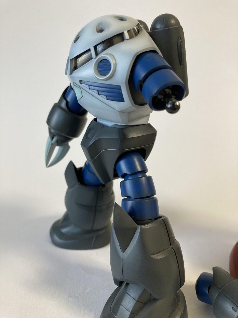 皆さんのズゴック、四肢がプラプラになってませんか?構造的に仕方ないのですが、ボール部に1mmの真鍮線を打ち込んで、少し太らせると摩耗せずにしっかり補強できます(少々面倒ですが…)