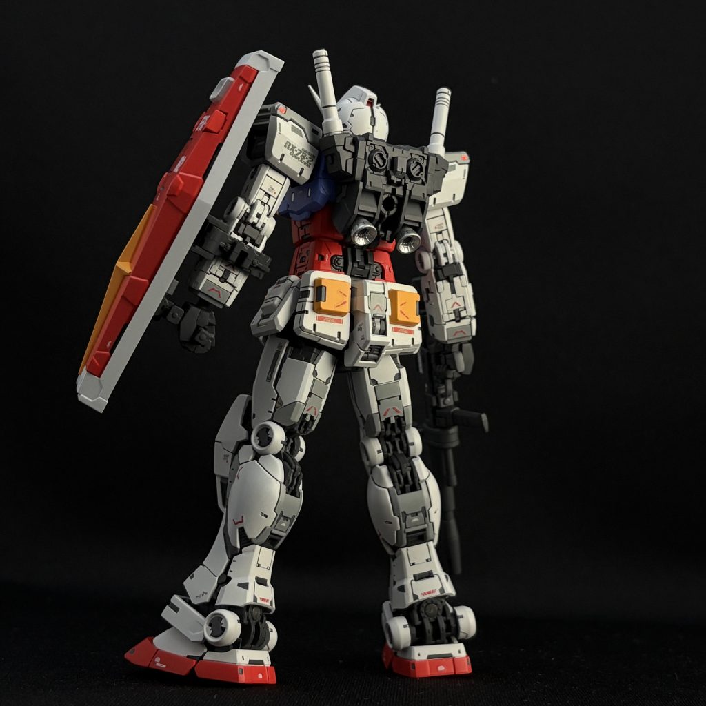 この塗料使えば、誰でも簡単に「プロっぽい白」を表現できます。明暗のつけ方や影の処理に悩む必要がなく、スッとまとまる仕上がりに。