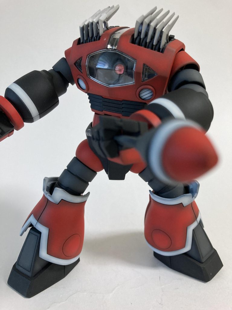 こんな感じに腰が回転出来るとポージングがしやすくなります