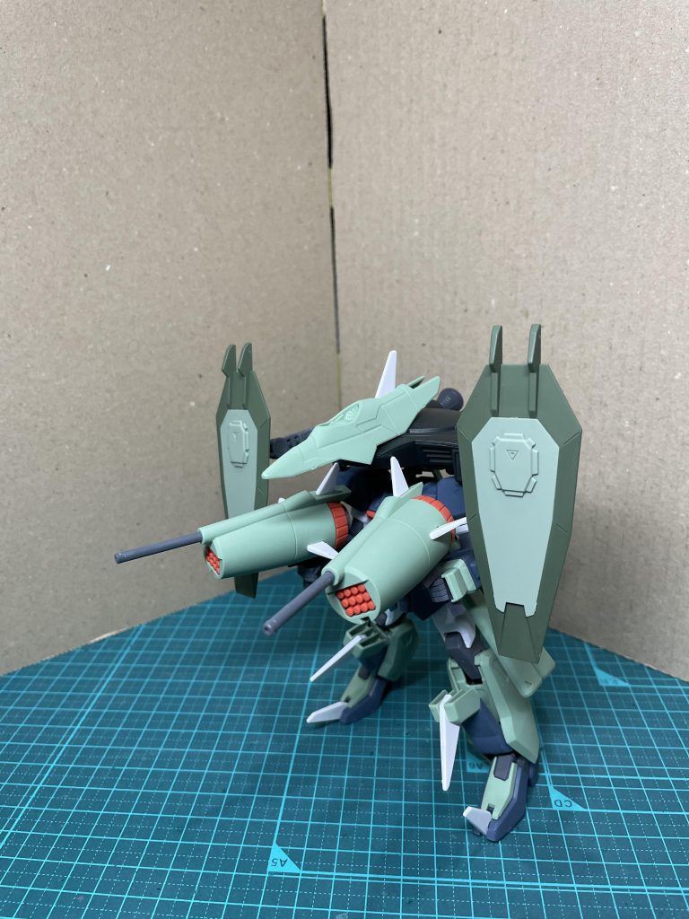 MA形態機動ポット？は手持ちようのグリップを作成して、ライフルのように手に持たせています。取り外して遠隔武器としても使えます。