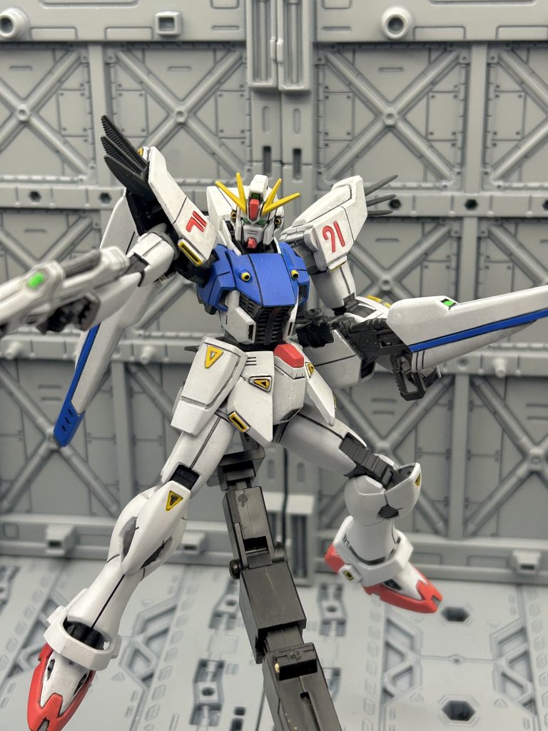 塗ってみてわかりましたが、かなり小さくて塗るの難しいですね。アーティファクトのキット綺麗に塗れる方憧れます。