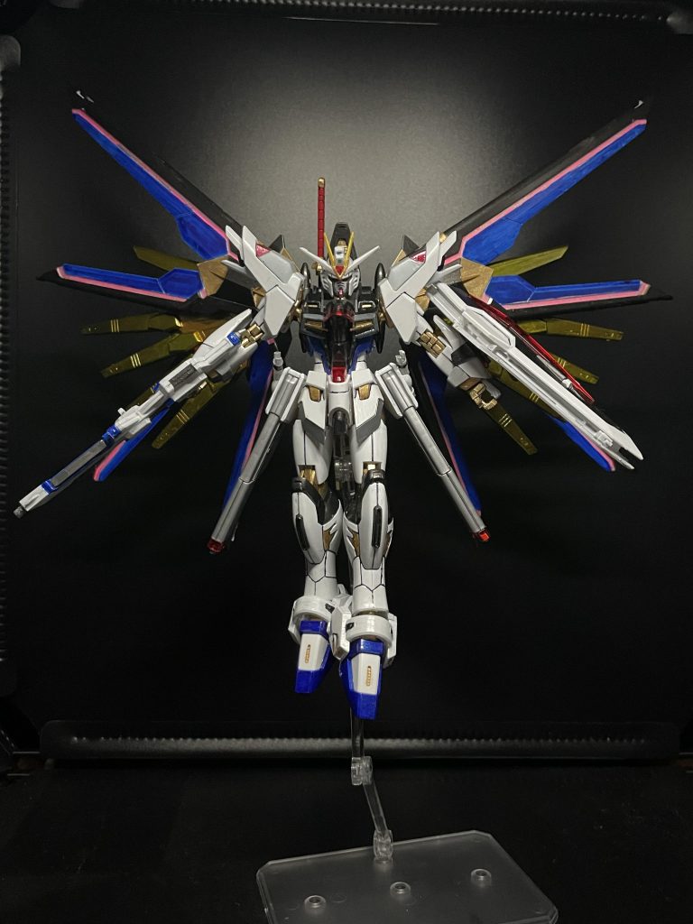 ライフリのシャープすぎる足が好みじゃなかったので、足のみマイフリの足をミキシング。