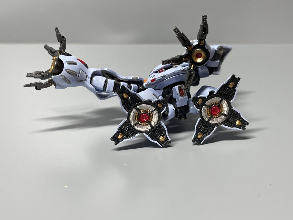 一度飾ったら一生見る事の無い足の裏。