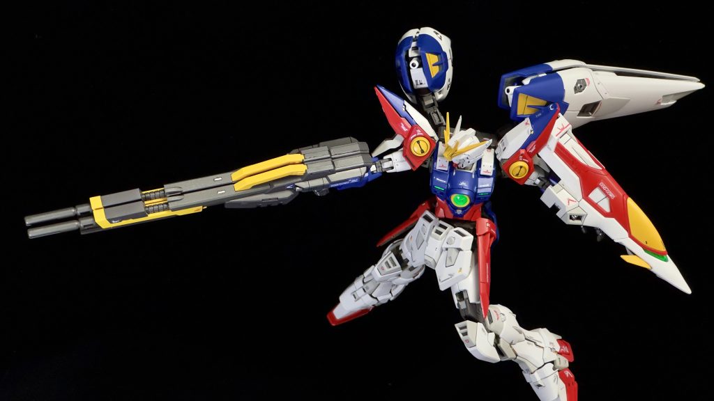 ウイングゼロの特徴にして意外と他に類も居ないツインバスターライフル。こちらもRGアレンジとして砲身の伸縮ギミックがあります。