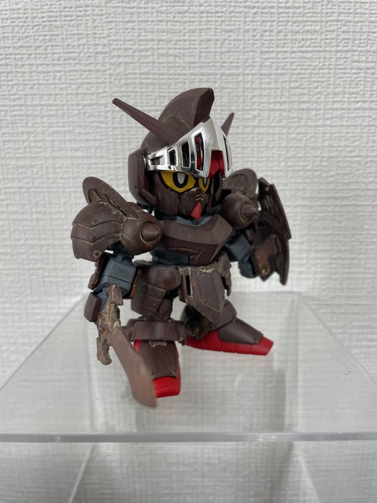 茶色のベタ塗りがダメだったし、もっと薄いカラーからのムラがあった方が木目に見えたなーと反省。