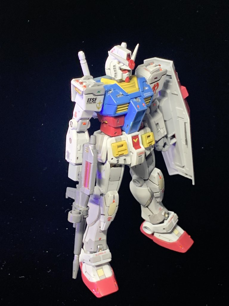 それにしてもエントリーグレードはコスパが素晴らしい。安価かつなるべく手を加えたい私としてはこのエントリーグレードは最高です‼️(gundam-kao2)