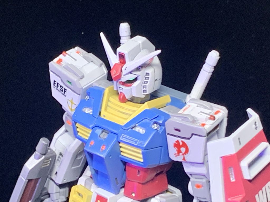 エントリーグレードは本当に出来がいいと思います。RXー78ー2のスタイルはRGやHGより個人的に好きですね。まあこの辺りは完全な好みなんですけれどね。^ - ^