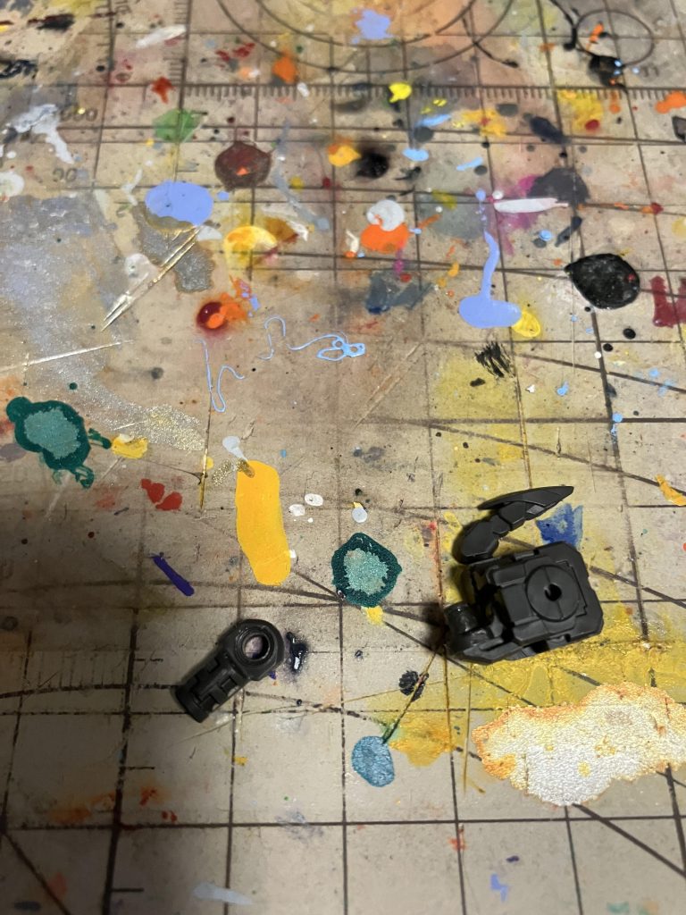 作品名：MGルプスで恐れていたことが！<p>MGルプスの右手首のジョイントが折れました まぁ稼働させる時ギッチギチで嫌な予感してたからヤスリがけして調整してたけどやはり折れました 今はプラモ用の接着剤で修復させてますがもしこれがダメだったら針金や真鍮を通して接着剤 […]</p>
