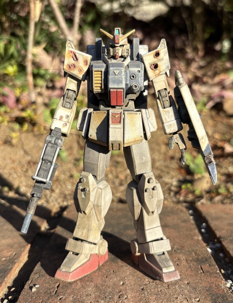 全体的に砂埃の粉っぽさ出すために完成後タンカラーのスプレー振ってます