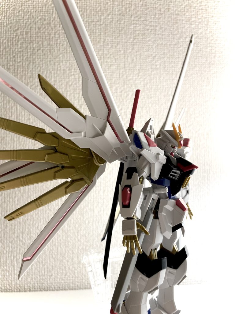 HGCE 1/144 マイティーストライクフリーダムガンダム