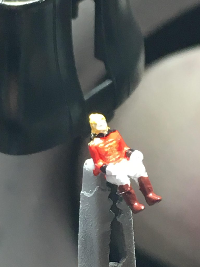 フルフロンタルも2017年にキチンと塗り分けてます。今は老眼で塗り分け無理やなぁ💦