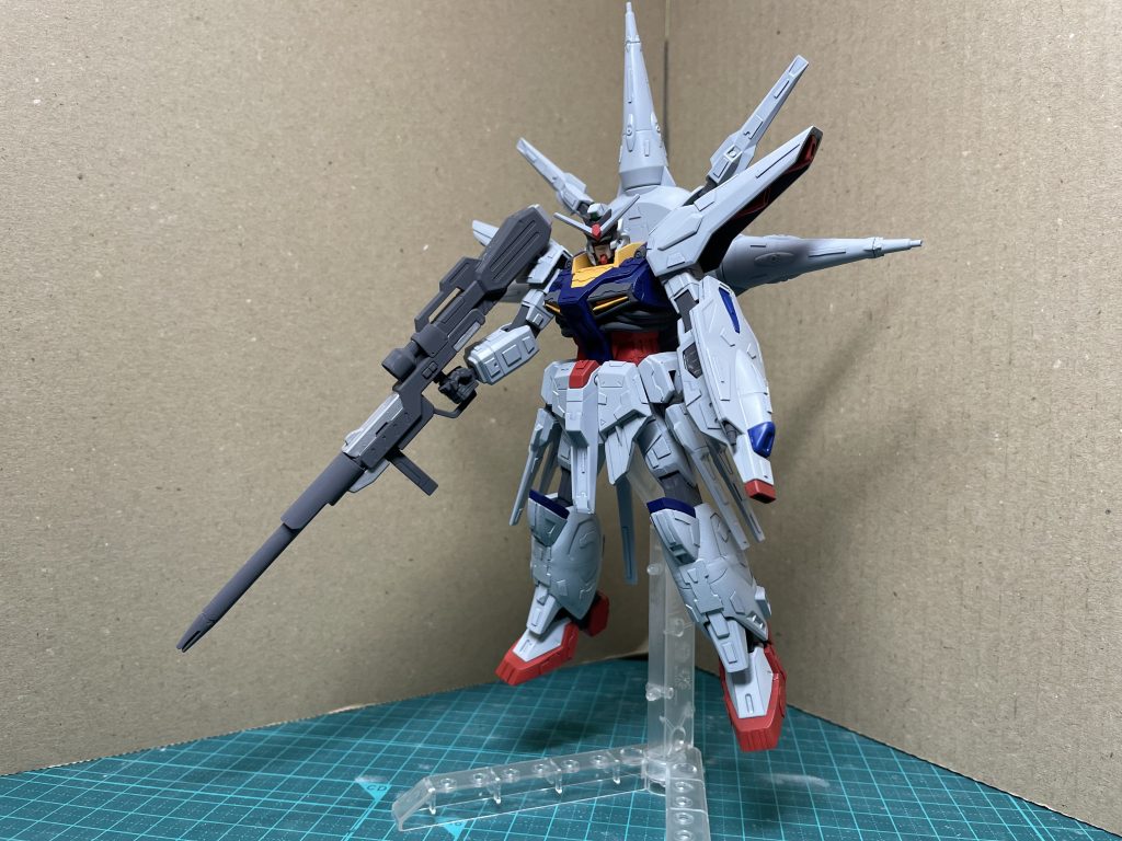 遠くから。ライフルは少し延長しました。