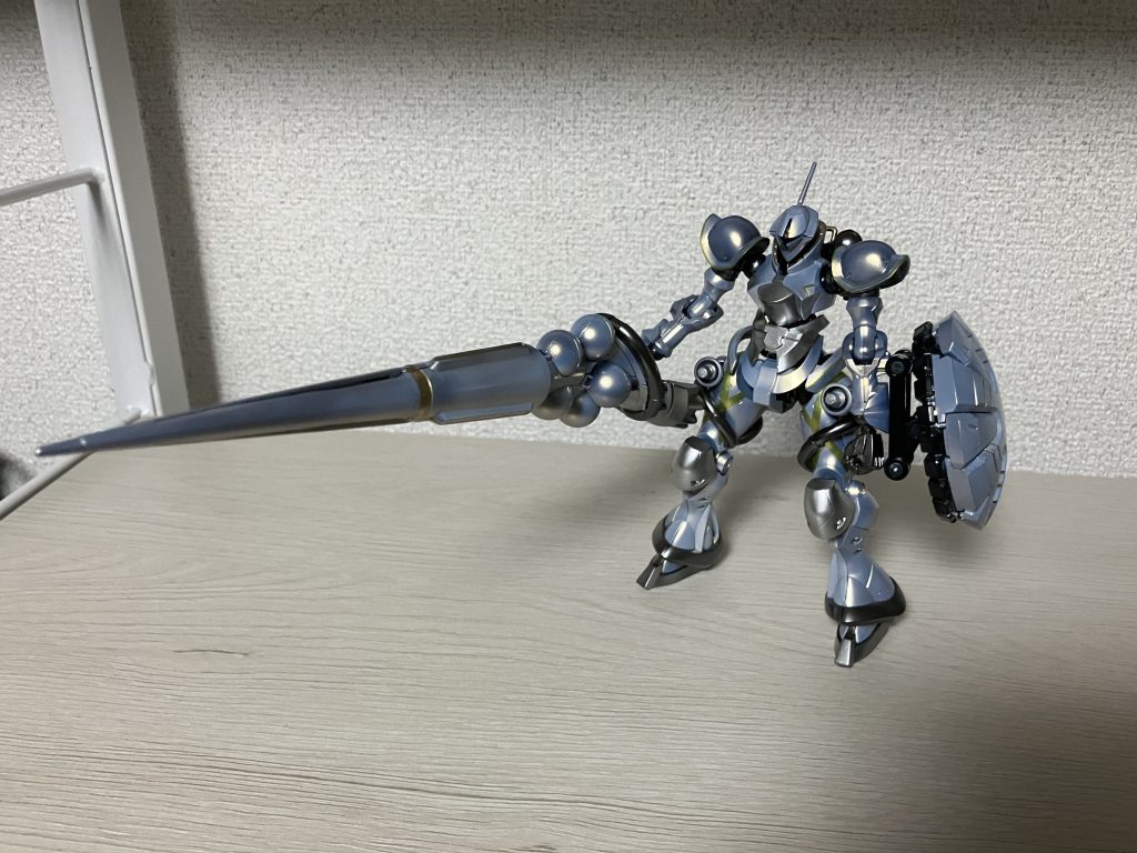 ランスが迫力あっていいですが合わせ目消しが大変でしたね