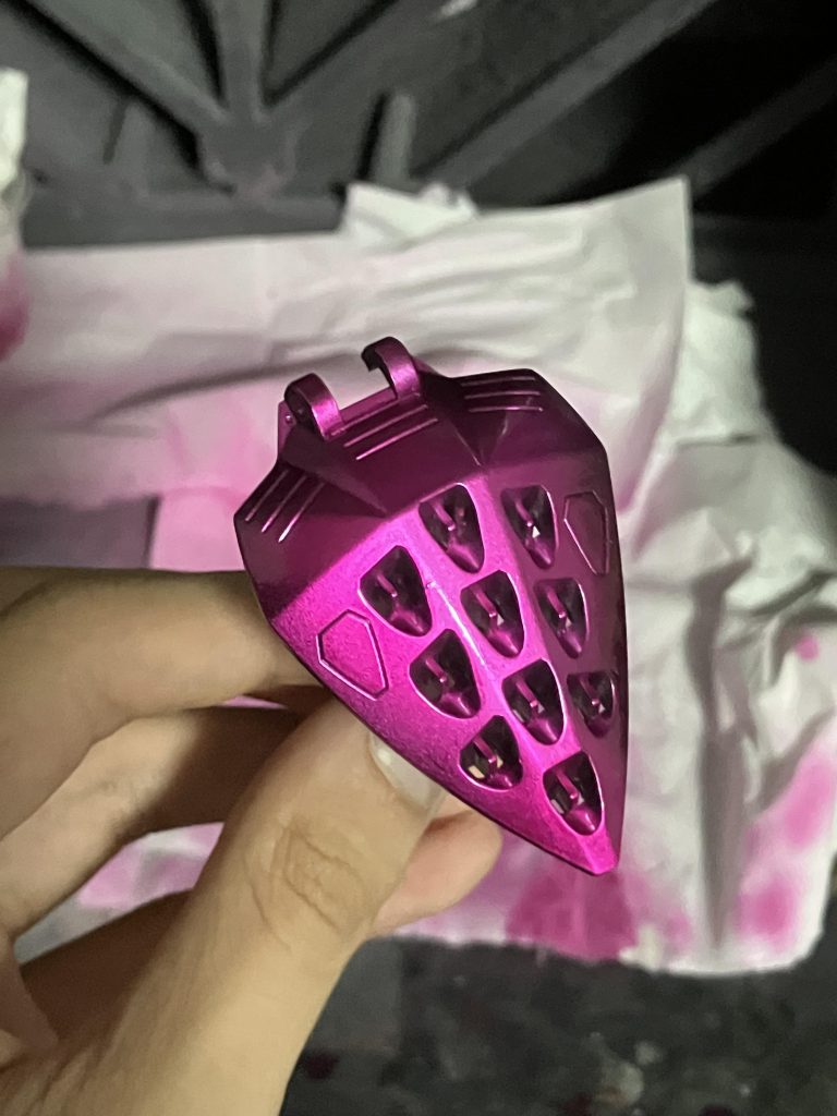 ミスターカラークリアピンクが解釈一致でした。