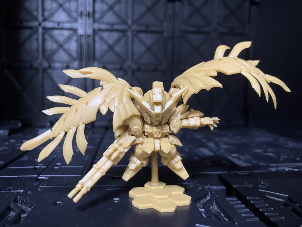 塗装前。そのままでもカッコイイです。