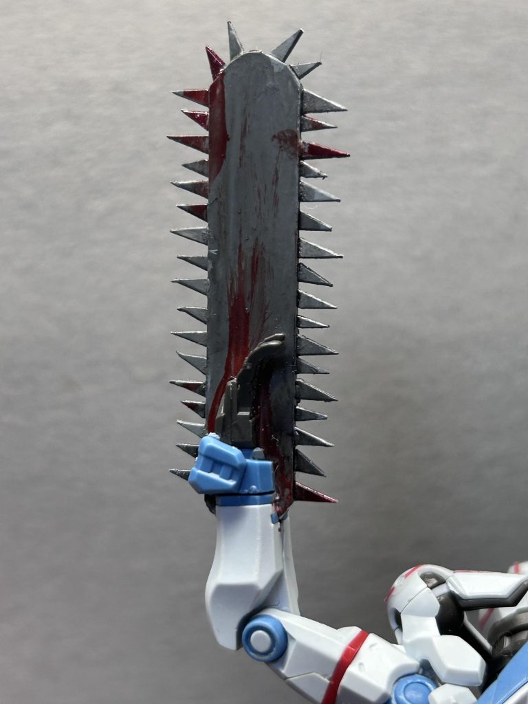 腕部チェンソー血飛沫塗装やっぱ楽しいですわ〜 