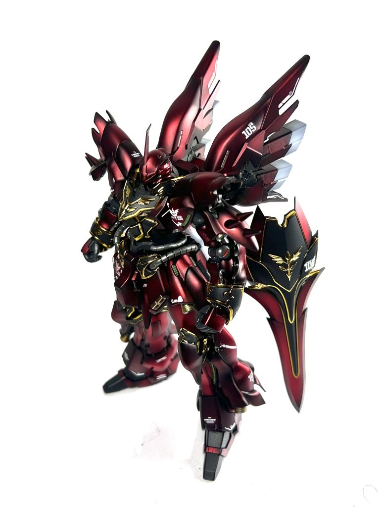 シールドは装着しにくく、塗装も剥げそうだったので装備なしです。