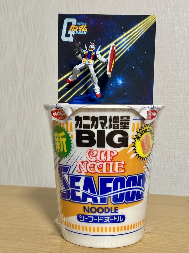 カップ麺のフタ押さえにもなります！